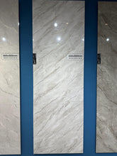 Load image into Gallery viewer, 999K011 High-end Super Market Floor Vila Porcelain Bathroom Tiles Walls and Floors With Golden Polished Floor Tiles