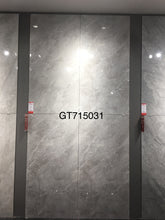 Carica l'immagine nel visualizzatore di Gallery, Elegante lastra di porcellana bianca di Carrara modello di marmo grande piastrella sottile lastra di pietra sinterizzata decorazione del pavimento della parete RF-GT715031 roccia cellulare